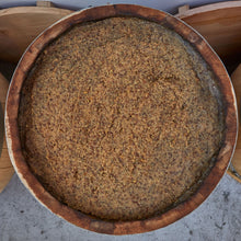 Load image into Gallery viewer, Red fox carlin pea miso 1kg